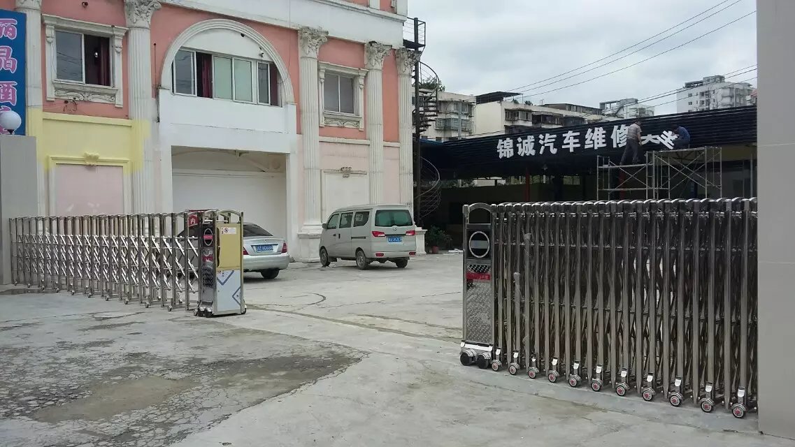 深圳龙华区深圳龙华区四川德阳市伸缩门